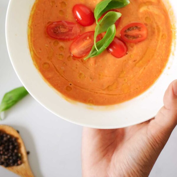 Ultimate Vegan Summer Gazpacho (7 ingredients)